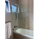 Curved Corner Frameless Over bath tub single panel 750